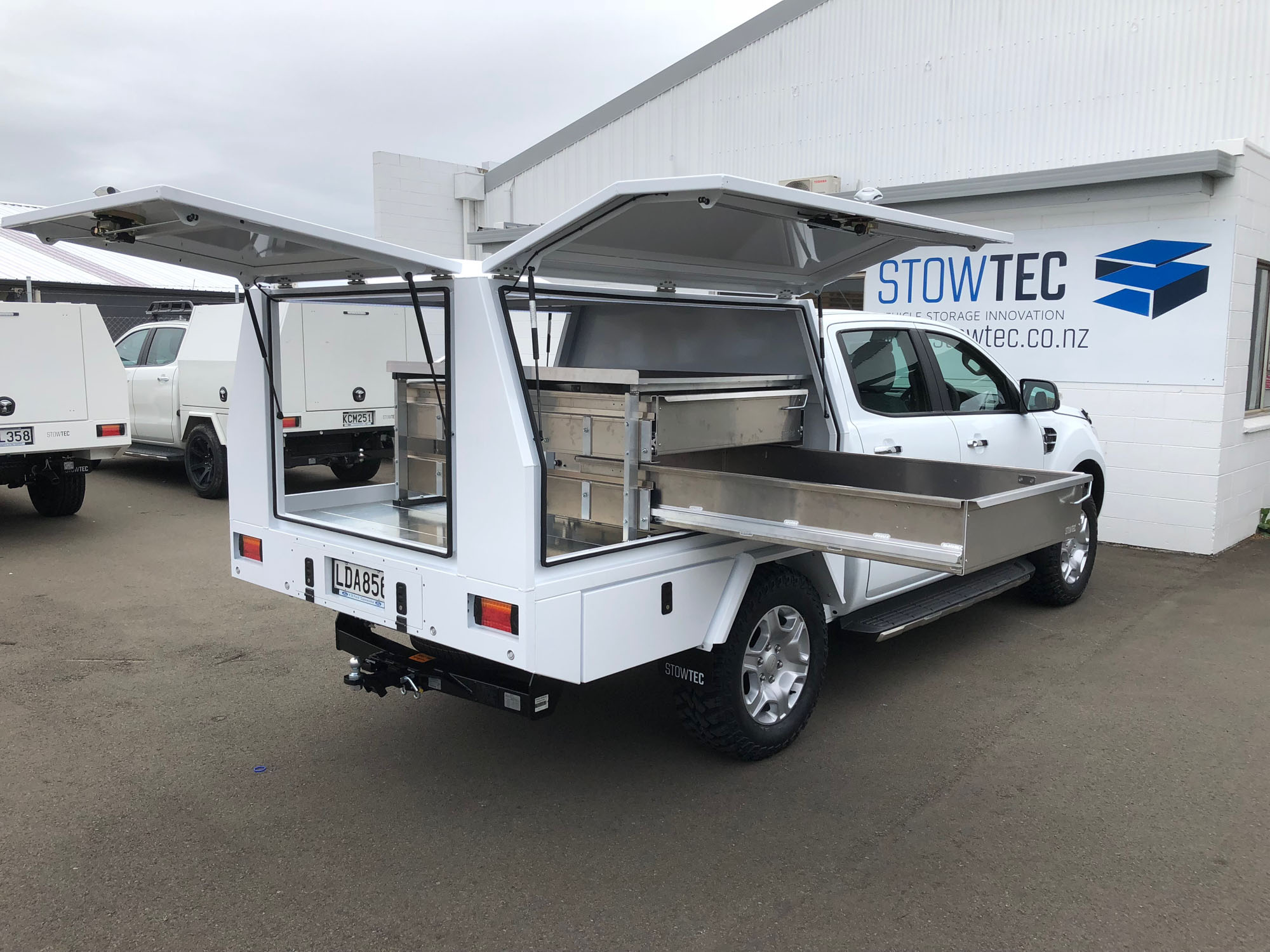 Stowtec - Custom Built Service Bodies